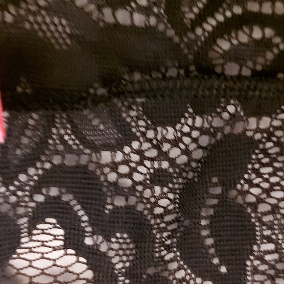 Lace Shorts Romper/ Black/ Sz L/Floral/ Long Sleeved/ See Through/ Sexy/ NWOT/ - Picture 3 of 6